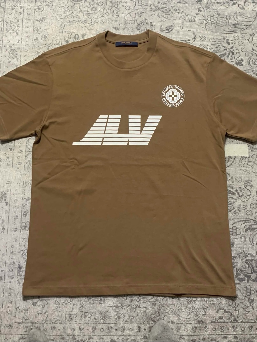 Louis Vuitton Lvers United Brown T-Shirt Size M